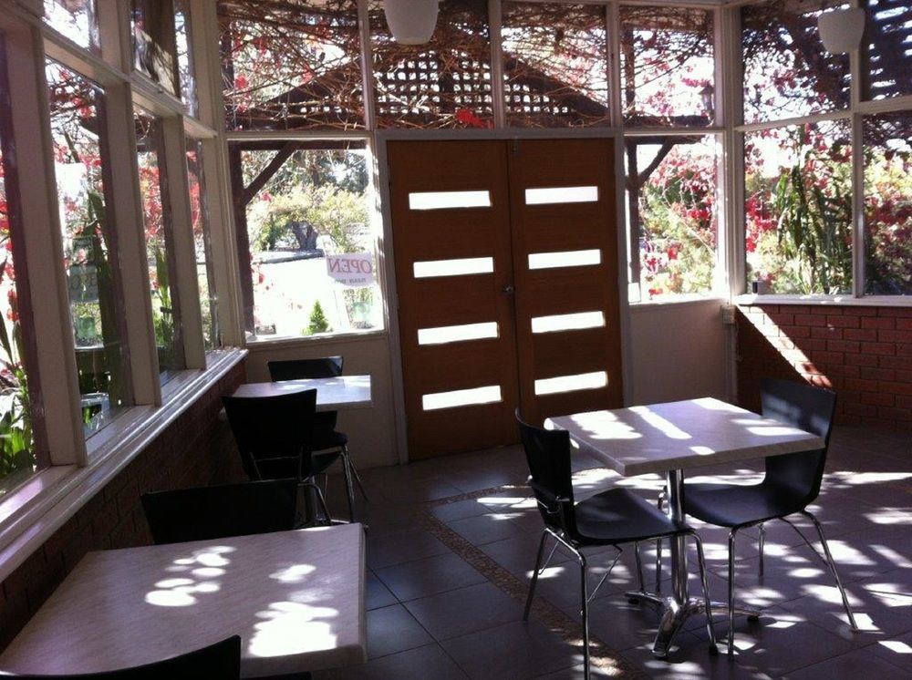 Stawell'S London Motor Inn Zewnętrze zdjęcie