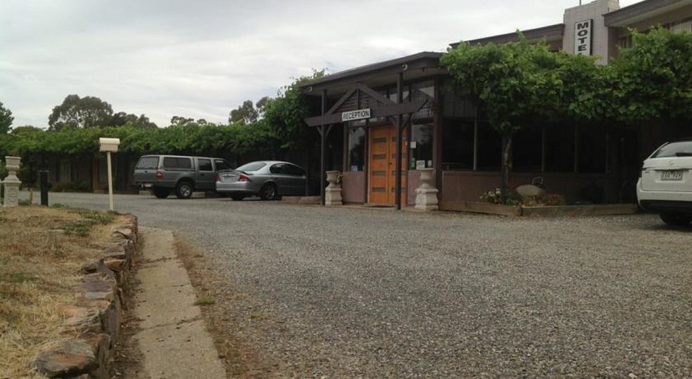 Stawell'S London Motor Inn Zewnętrze zdjęcie