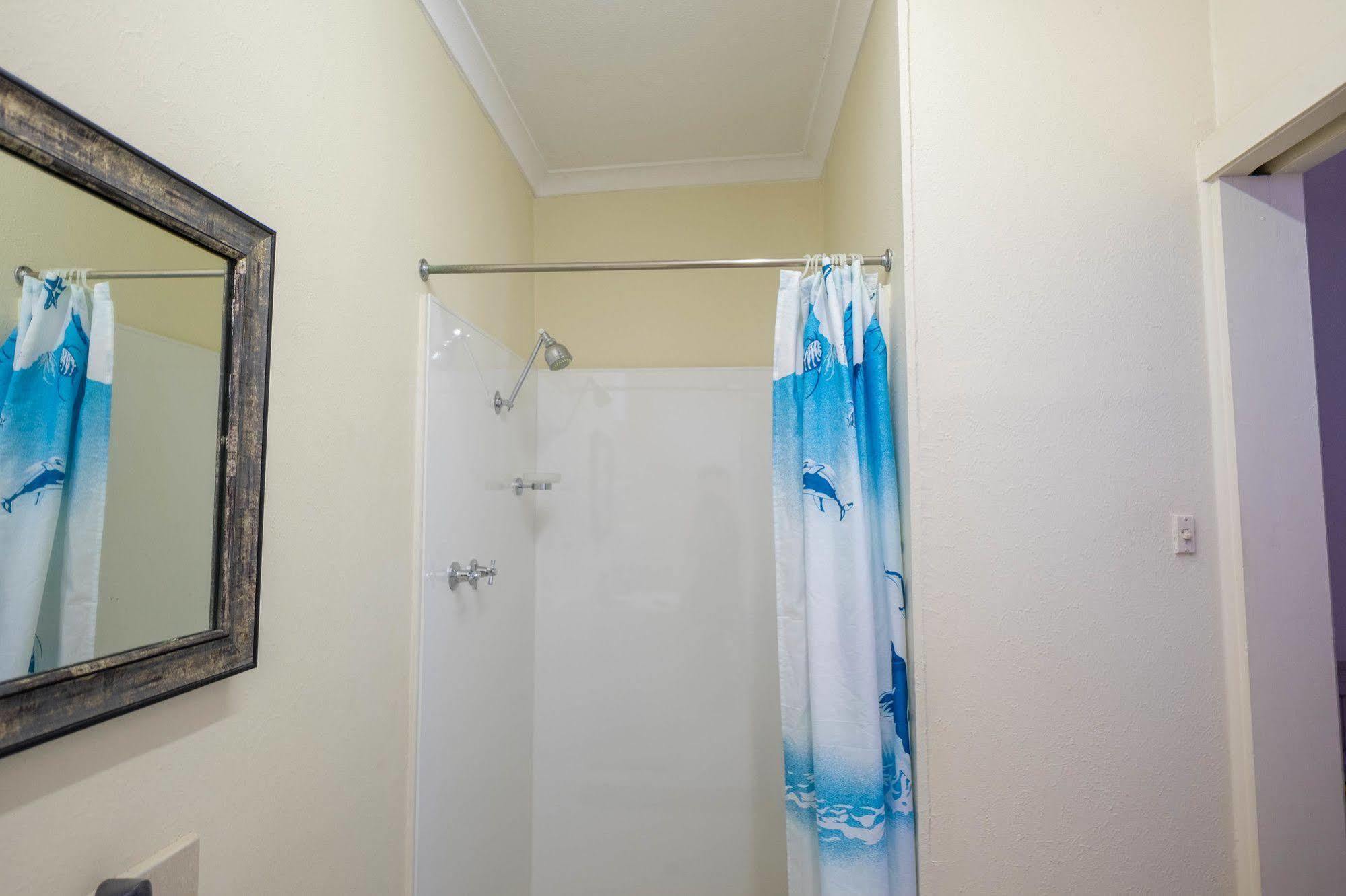 Stawell'S London Motor Inn Zewnętrze zdjęcie
