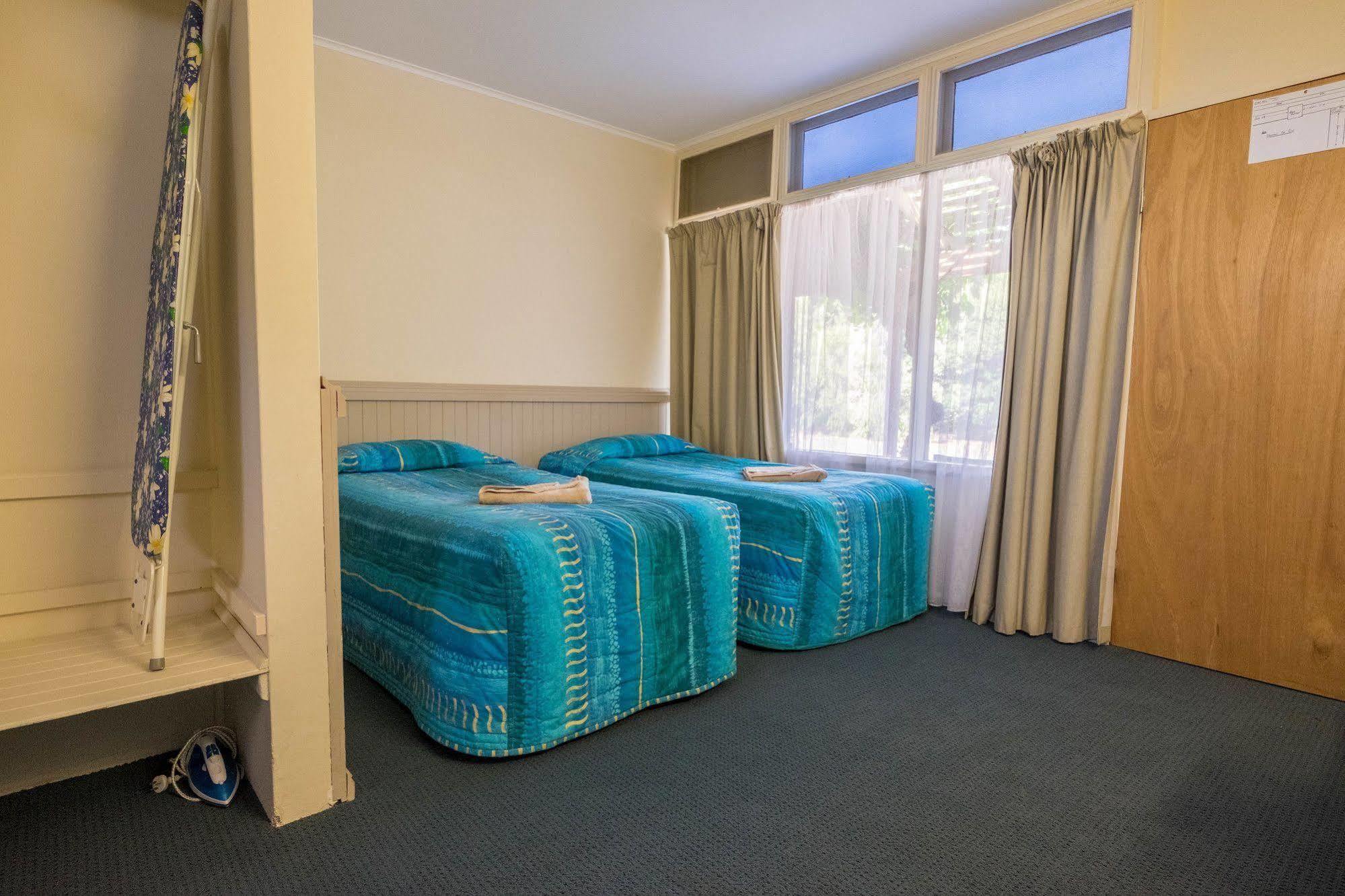 Stawell'S London Motor Inn Zewnętrze zdjęcie