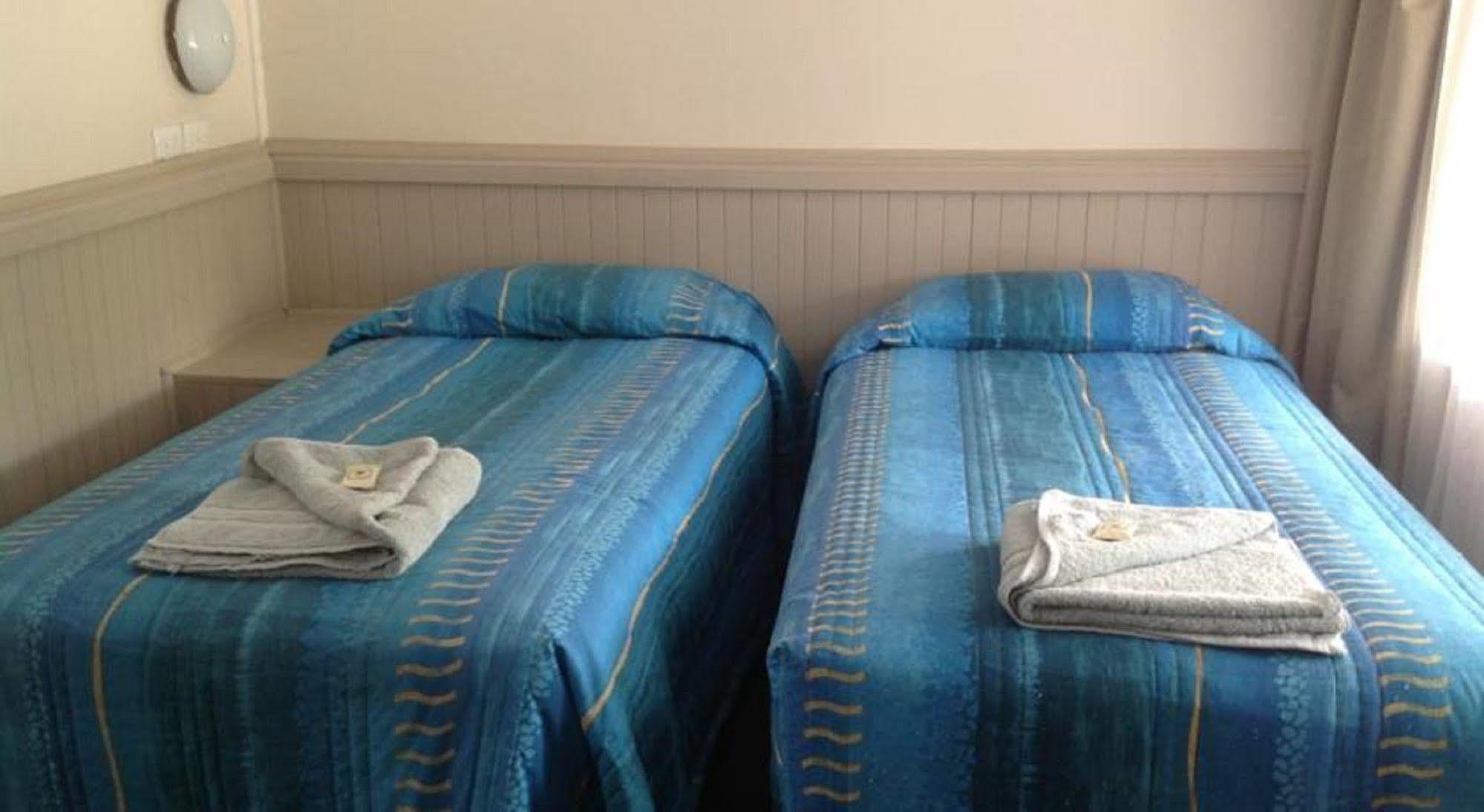 Stawell'S London Motor Inn Zewnętrze zdjęcie